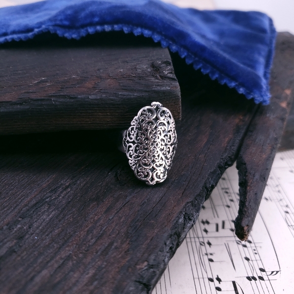 Stainless Filigree Cigar Band Knuckle Ring - Picture 4 of 9